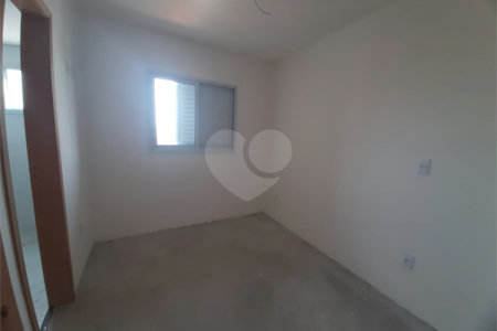 Apartamento à venda com 2 quartos, sendo 1 suíte,  em Parada Inglesa, São Paulo, SP