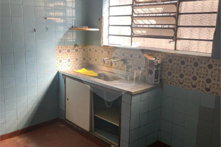 Sobrado à venda com 3 quartos em Vila Olímpia, São Paulo, SP