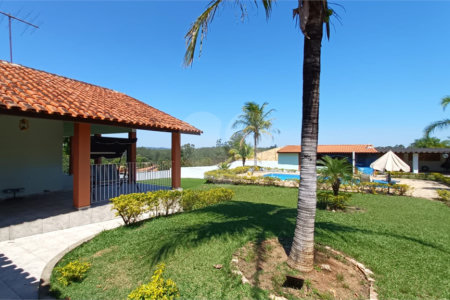 Casa à venda com 3 quartos, sendo 1 suíte, no condomínio Santa Inês, Itu - SP