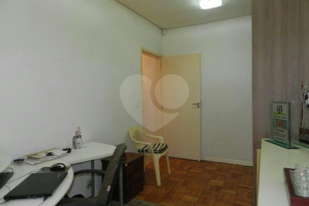Casa de Vila à venda com 3 quartos, sendo 1 suíte, em Brooklin Novo, São Paulo, SP