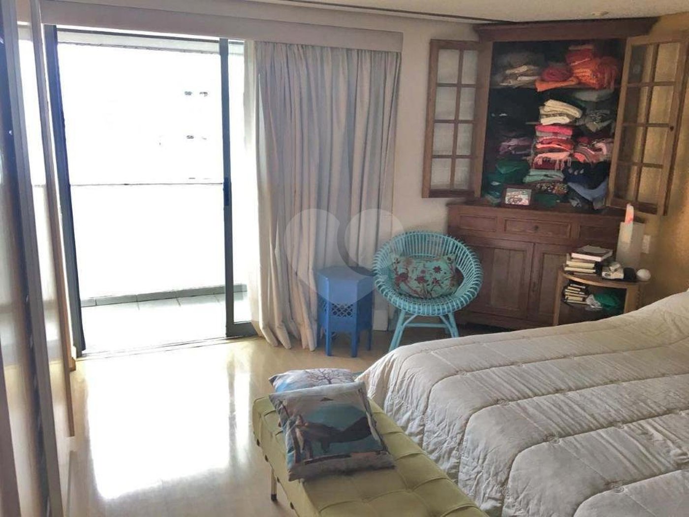 Apartamento para alugar com 4 quartos, sendo 3 suítes, em Jardim Londrina, São Paulo, SP
