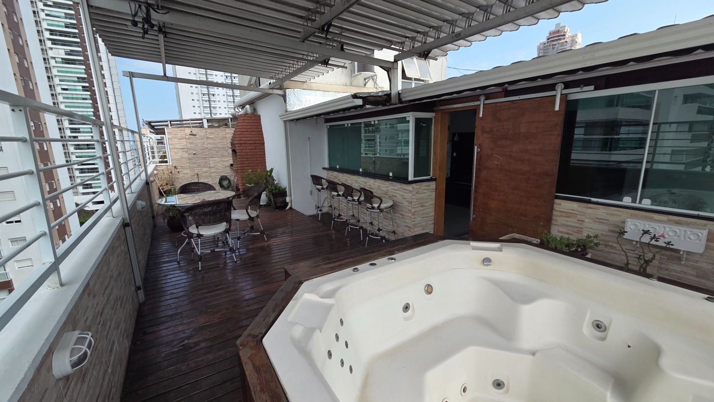Cobertura com 3 dormitórios à venda, 262 m² por R$ 1.800.000,00 - Pompéia - Santos/SP