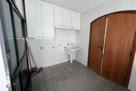 Casa à venda com 3 quartos, sendo 1 suíte, em Jardim São Paulo(zona Norte), São Paulo, SP