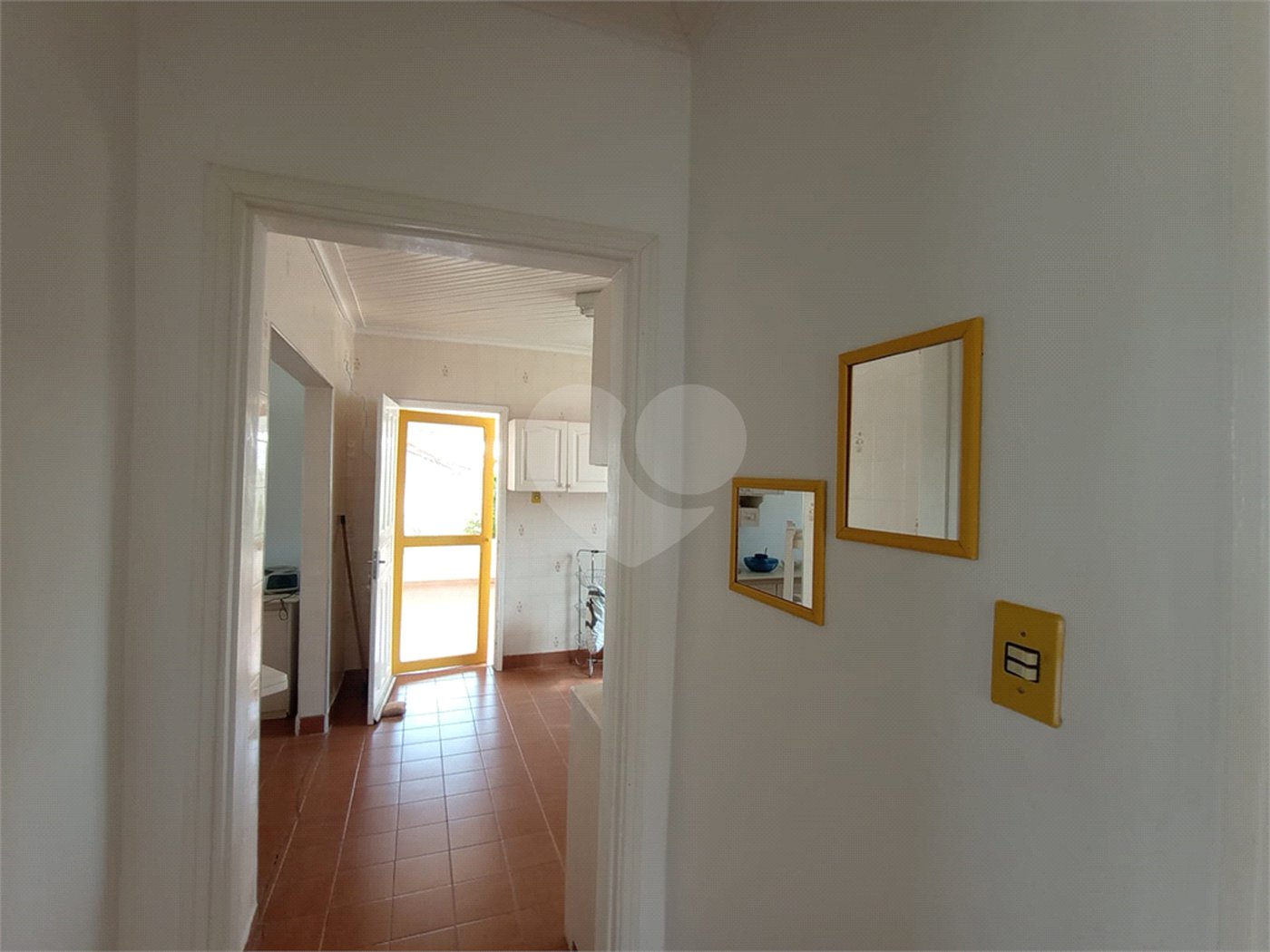 Casa à venda com 2 quartos em Vila Messias, Alambari, SP