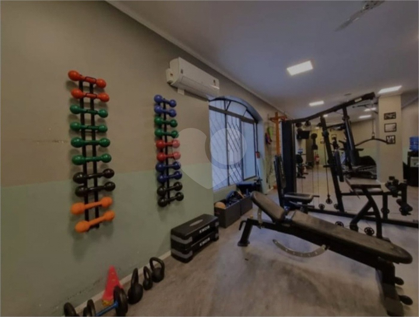 Apartamento à venda com 2 quartos em Moema, São Paulo, SP