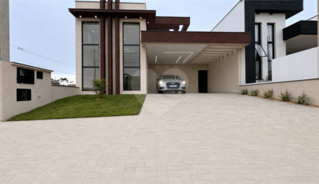 Casa à venda com 3 quartos, sendo 1 suíte,  no condomínio Residencial Villagio Wanel, Sorocaba - SP