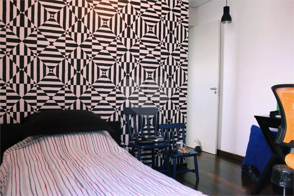 Duplex à venda com 3 quartos, sendo 2 suítes,  em Vila Santo Estéfano, São Paulo, SP