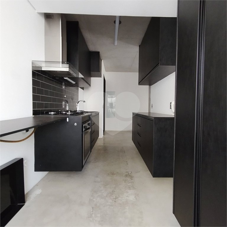 Apartamento à venda ou para alugar com 1 suíte em Jardim Fonte do Morumbi, São Paulo, SP