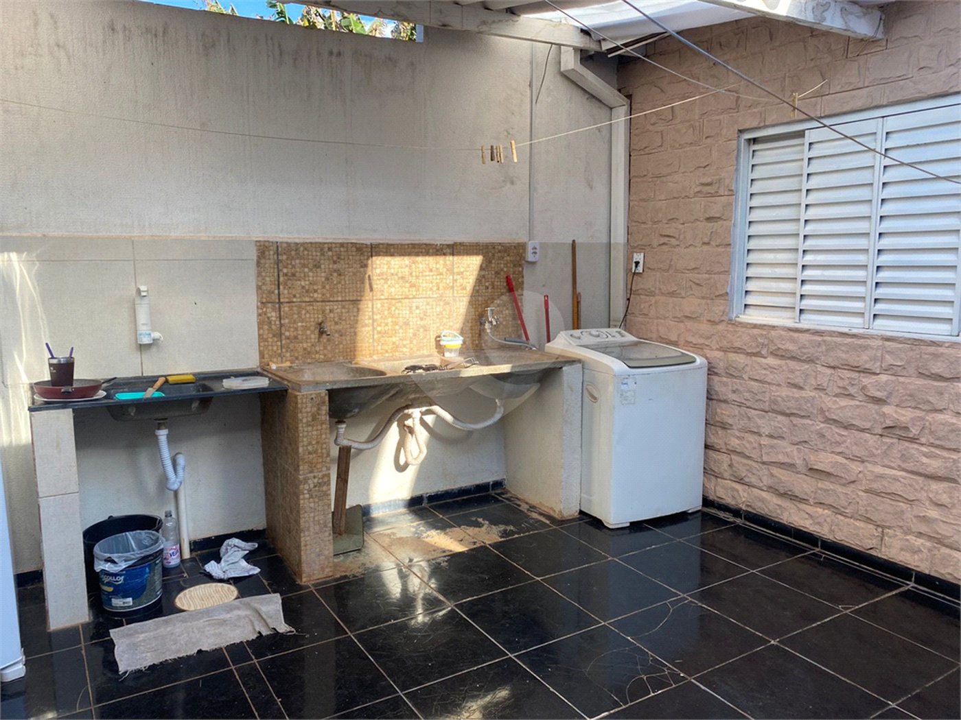 Casa à venda ou para alugar com 10 quartos no Centro, Ponta Porã, MS