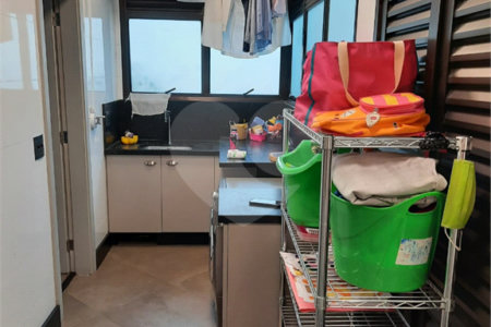 Apartamento de 257m² a venda em Moema, reformado, 4 dorms, 3 suítes, fora de rota,, 4 vagas