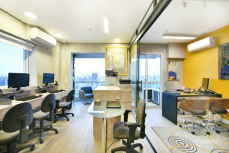 Conjunto comercial à venda em Pinheiros, 50 m², garagem