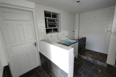 Casa à venda ou para alugar com 4 quartos, sendo 3 suítes,  no Centro, Itapetininga, SP
