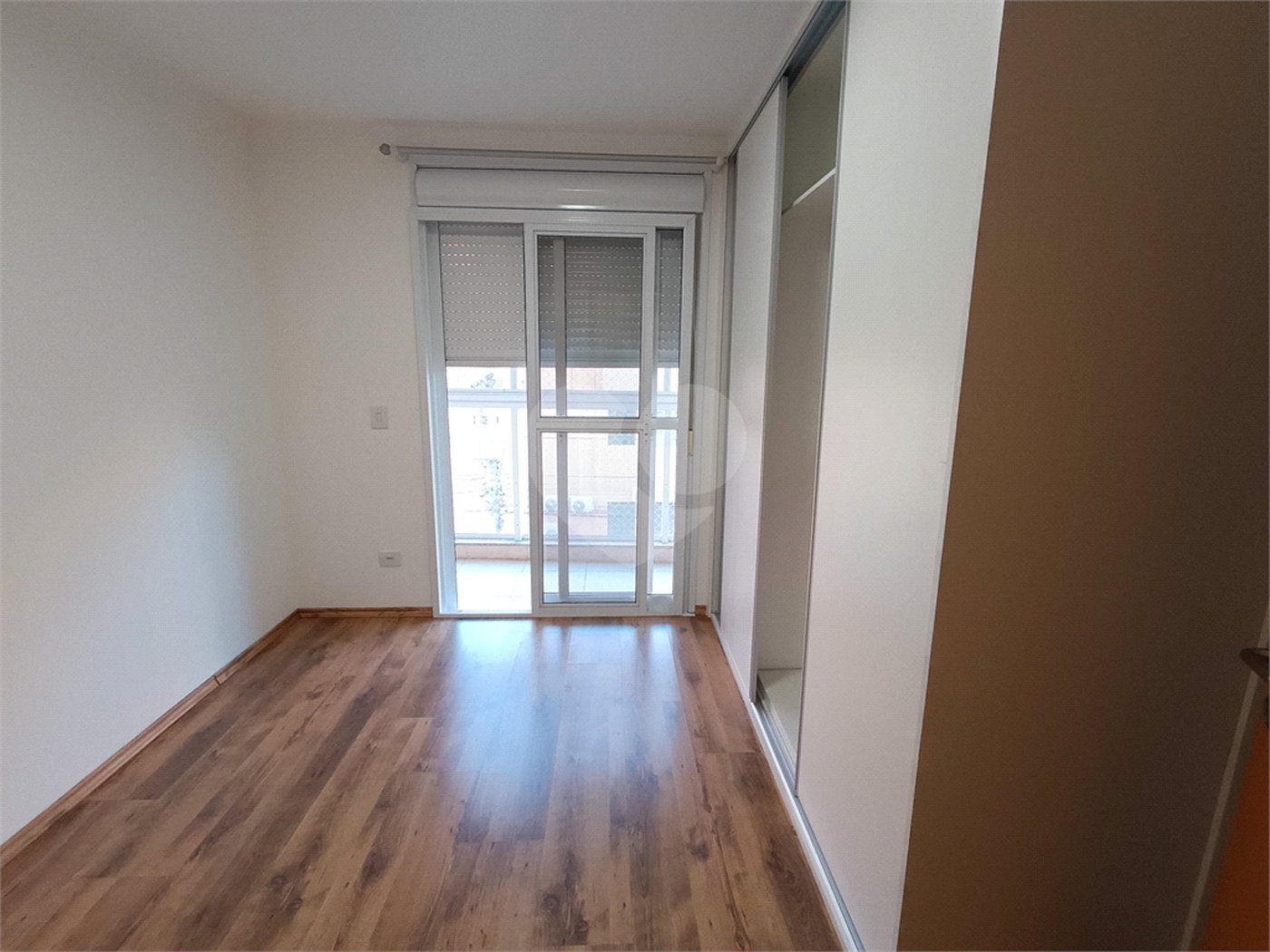 Apartamento à venda com 3 quartos, sendo 1 suíte, no Centro, São Roque, SP