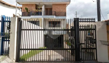 Sobrado à venda com 4 quartos em Jardim das Vertentes, São Paulo, SP
