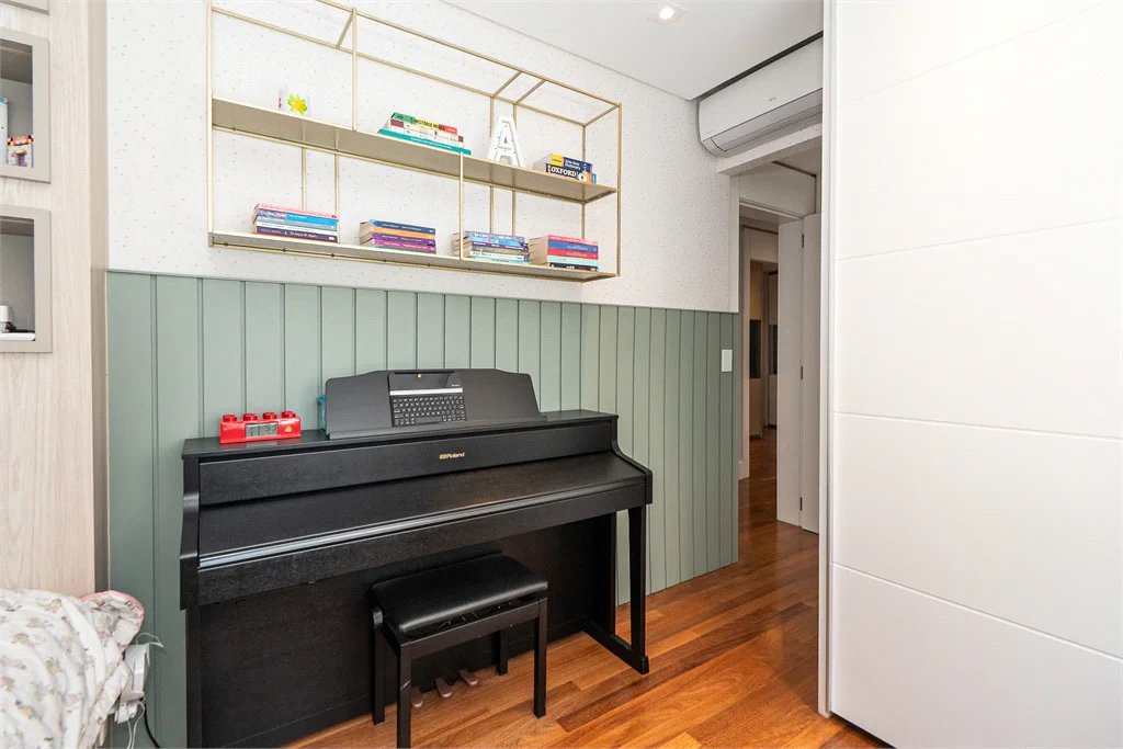 Apartamento à venda com 3 suítes em Sumarezinho, São Paulo, SP