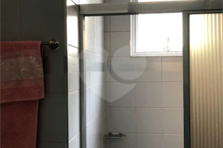 Casa à venda com 3 quartos, sendo 1 suíte,  em Vila Gustavo, São Paulo, SP