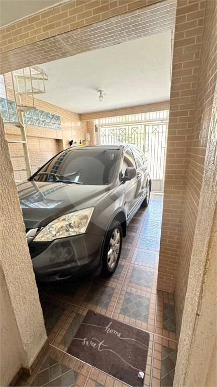 Sobrado à venda com 4 quartos em Interlagos, São Paulo, SP