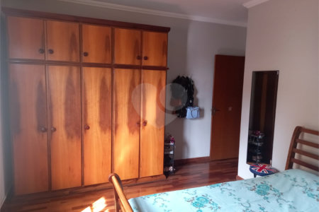 Casa à venda com 3 quartos, sendo 1 suíte,  em Parada Inglesa, São Paulo, SP