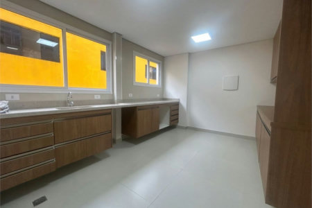 Apartamento com 2 Dormitórios à Venda, 82 M² por R$ 645.000 – Gonzaga – Santos/Sp