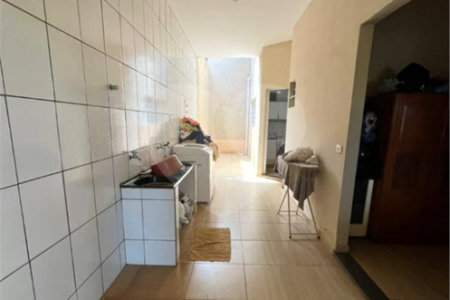Casa à venda com 5 quartos, sendo 3 suítes,  em Jardim Novo Aeroporto, Três Lagoas, MS