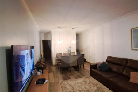Sobrado à venda com 3 quartos, sendo 1 suíte, em Vila Gustavo, São Paulo, SP
