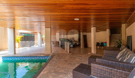 Casa à venda com 4 suítes em Jardim Prudência, São Paulo, SP