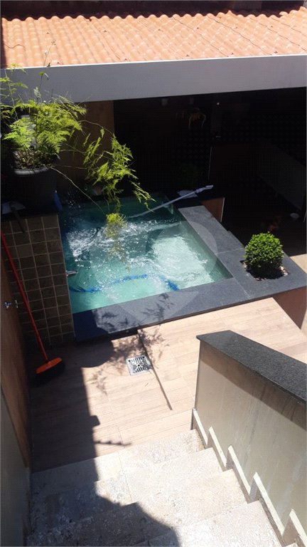 Sobrado à venda com 3 quartos, sendo 1 suíte, em Vila Mazzei, São Paulo, SP