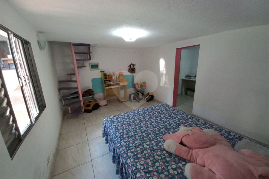 Casa à venda com 6 quartos, sendo 2 suítes, no Brasilândia, São Paulo, SP