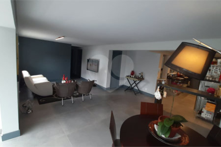 Apartamento à venda com 2 suítes em Jardim Caboré, São Paulo, SP