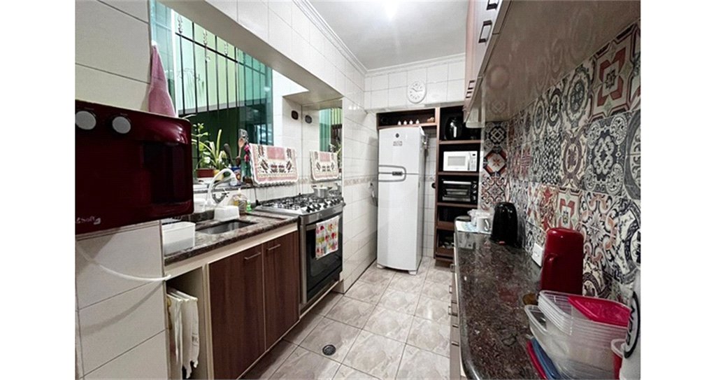 Casa à venda com 3 quartos, sendo 1 suíte, em Vila Boaçava, São Paulo, SP