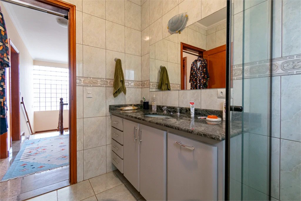Casa à venda com 3 quartos, sendo 1 suíte,  em Vila Cordeiro, São Paulo, SP
