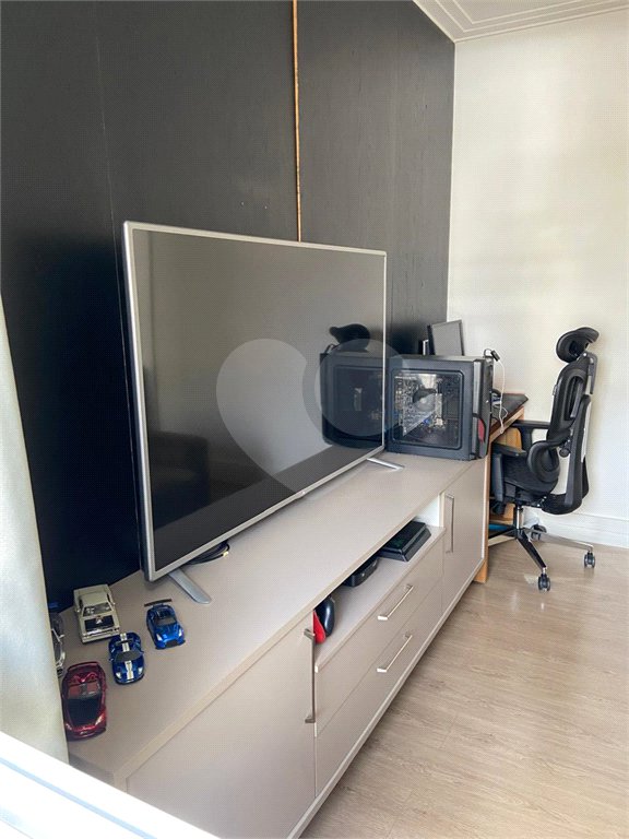 Apartamento à venda com 3 suítes em Lapa, São Paulo, SP