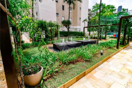 Apartamento à venda com 3 quartos, sendo 1 suíte,  em Lar São Paulo, São Paulo, SP