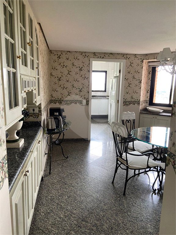 Apartamento à venda com 4 suítes em Vila Ida, São Paulo, SP