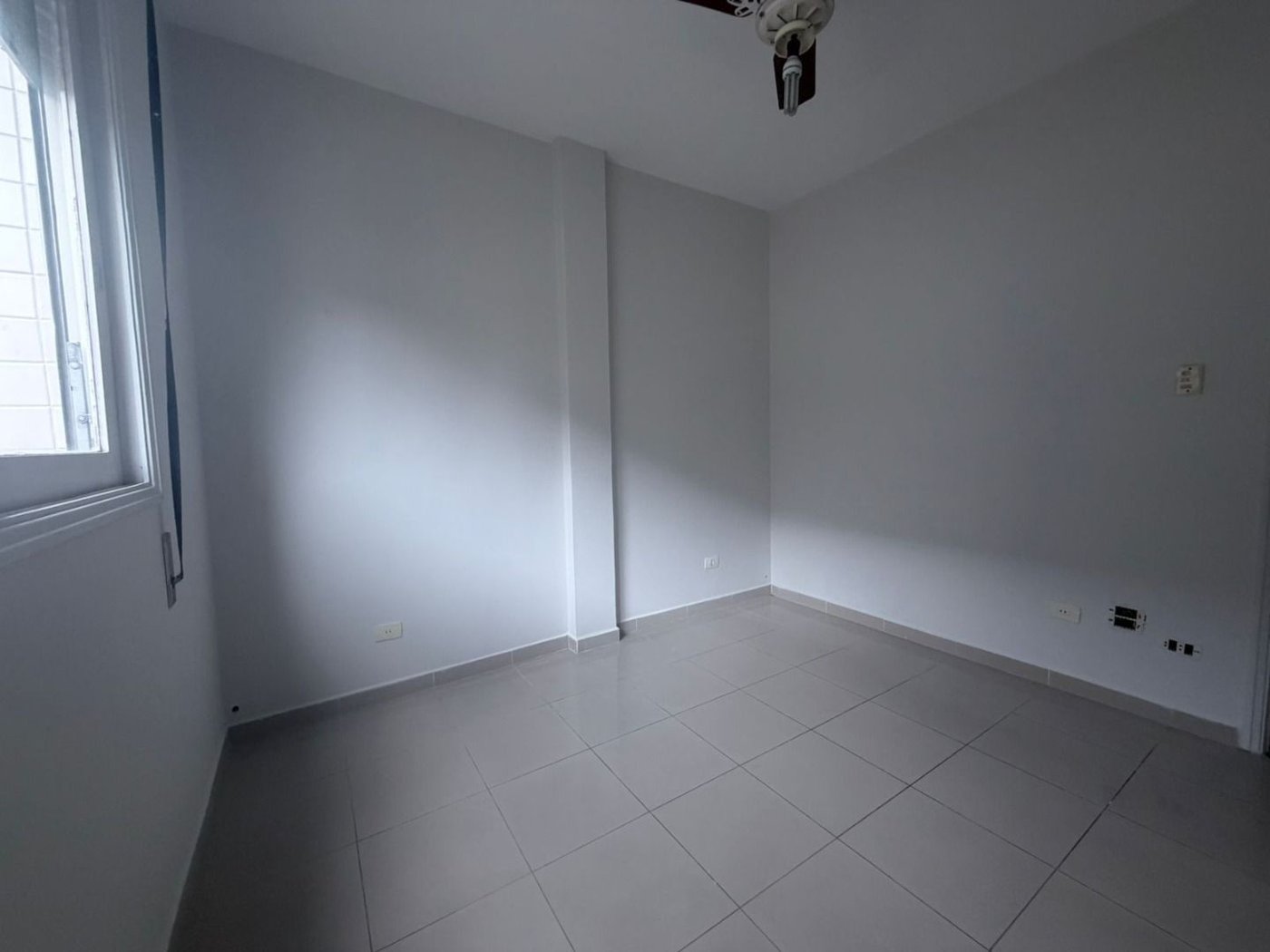 Apartamento com 2 dormitórios à venda, 130 m² por R$ 670.000,00 - Boqueirão - Santos/SP