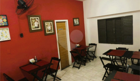 Casa à venda com 3 suítes em Vila Leão, Sorocaba, SP
