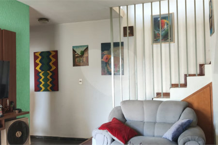 Casa à venda com 4 quartos, sendo 1 suíte, em Jardim do Estádio, Itu, SP