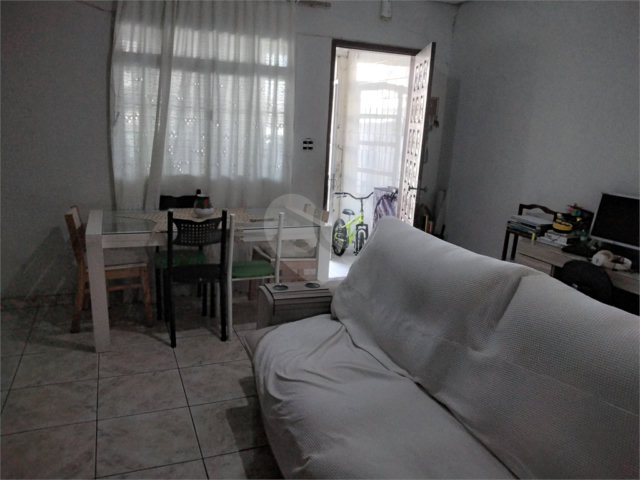 Casa Térrea à venda com 2 quartos em Vila Guilherme, São Paulo, SP