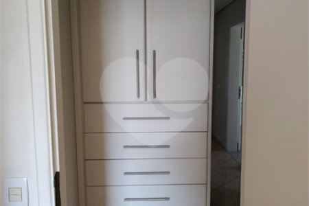 Apartamento à venda com 4 quartos, sendo 2 suítes, em Alto de Pinheiros, São Paulo, SP