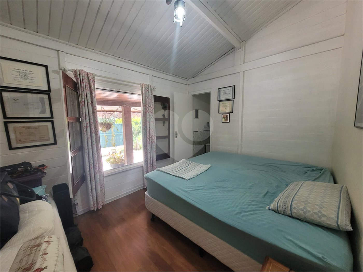 Casa à venda com 2 suítes no condomínio Alpes da Cantareira, Mairiporã - SP