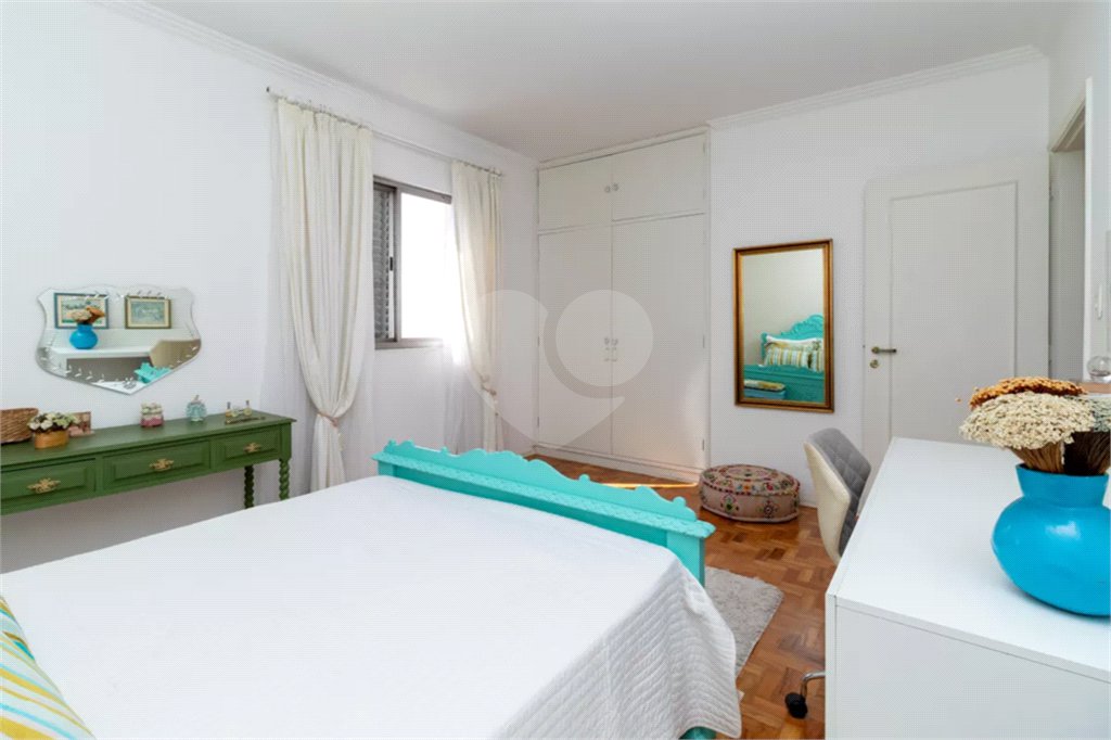 Apartamento para alugar com 4 quartos, sendo 1 suíte, em Perdizes, São Paulo, SP