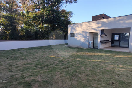 Casa à venda com 3 suítes no condomínio Reserva Ybyra, Atibaia - SP
