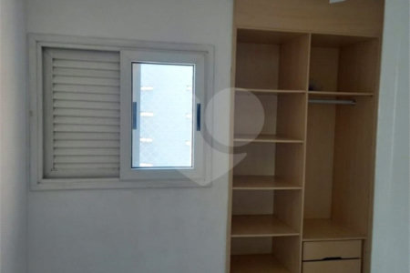 Apartamento à venda com 3 quartos, sendo 1 suíte,  em Vila Olímpia, São Paulo, SP
