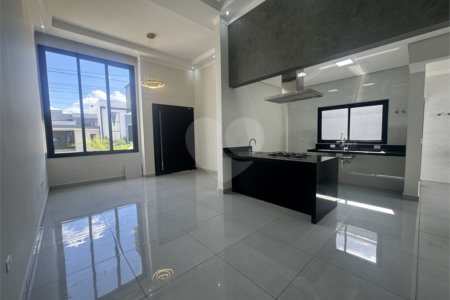 Casa à venda com 3 suítes no condomínio Residencial Villagio Wanel, Sorocaba - SP