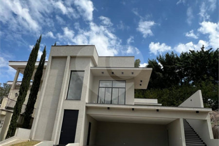 Casa à venda com 3 suítes no condomínio Spazio Design, Bragança Paulista - SP
