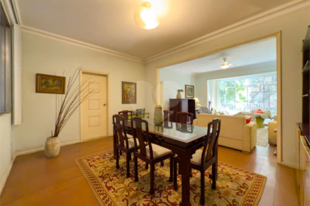 Apartamento à venda com 3 quartos, sendo 1 suíte,  em Copacabana, Rio de Janeiro, RJ