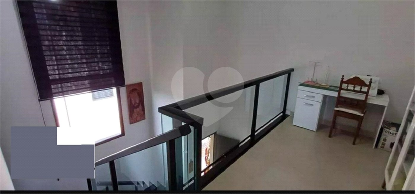 Casa à venda com 3 quartos, sendo 2 suítes, no condomínio Residencial Marchant Buarque, Atibaia - SP
