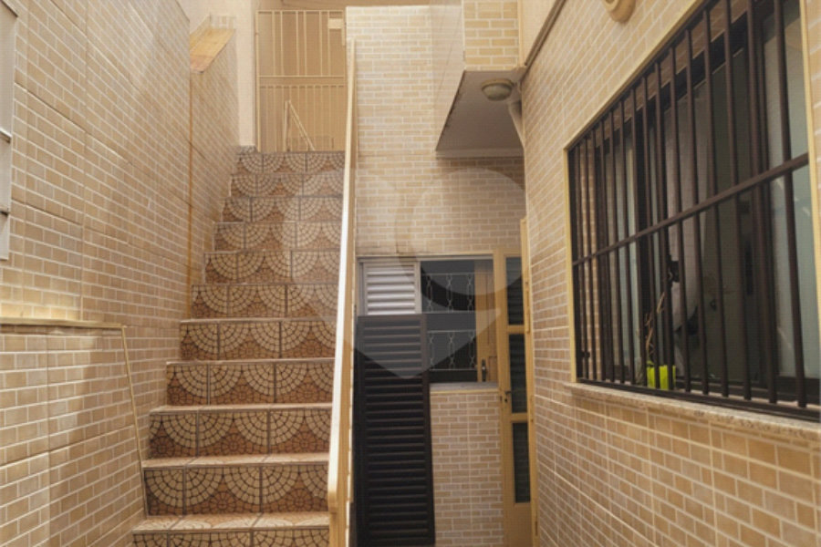 Sobrado à venda ou para alugar com 4 quartos, sendo 1 suíte, em Vila Gustavo, São Paulo, SP