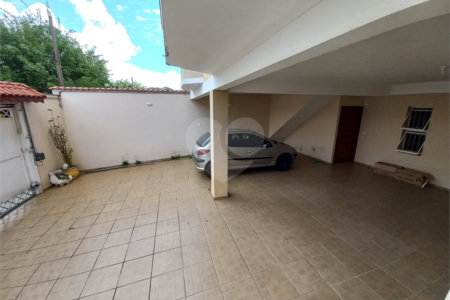 Sobrado à venda com 3 quartos, sendo 1 suíte, em Lar São Paulo, São Paulo, SP
