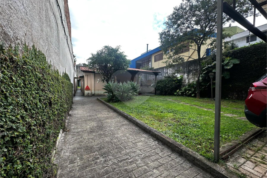 Casa à venda com 3 quartos, sendo 1 suíte, em Planalto Paulista, São Paulo, SP